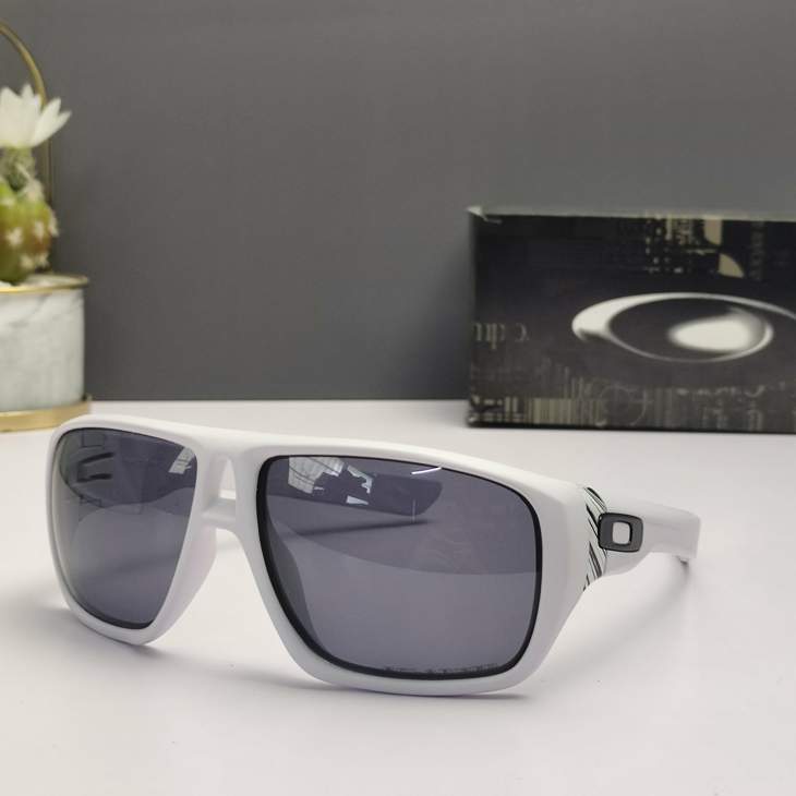 Picture of Oakley Sunglasses _SKUfw66124080fw